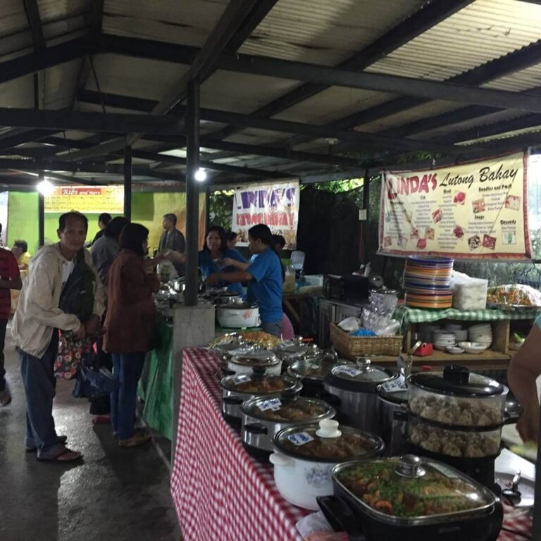Rain or Shine at Negros Farmers' Weekend Market!
